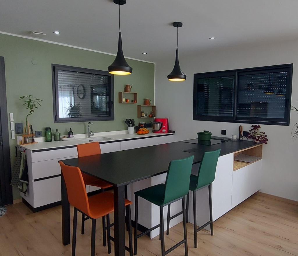 Installation d&rsquo;une cuisine et d&rsquo;un meuble TV à La Biolle en Savoie