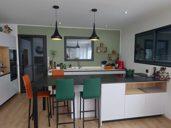 Installation d'une cuisine et d'un meuble TV à La Biolle en Savoie